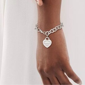 Tiffany & Co. Silver Chain Bracelet with Heart Charm